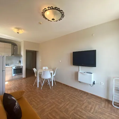 Royal Bay 6 Sea View Apartment Sveti Vlas