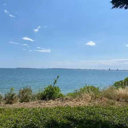 Royal Bay 6 Sea View Apartment Sveti Vlas